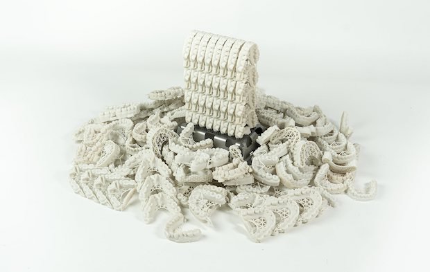 3d-systems-NextDent-5100-stacked-models-printed.jpg