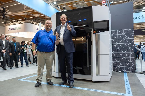 Dallas Martin & Scott Krump at Formnext 2023_Re.jpg