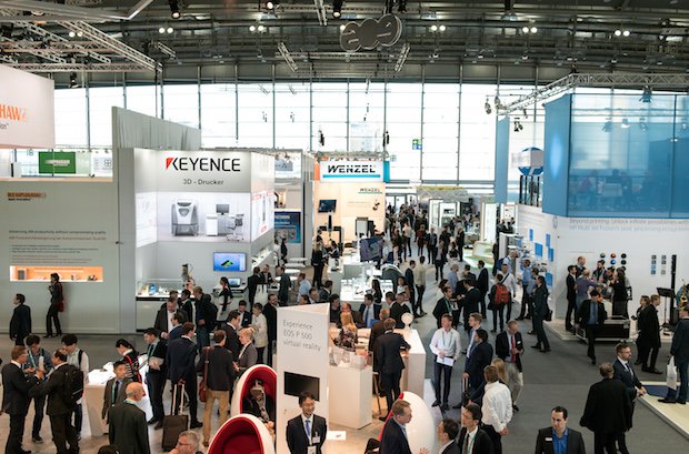 FORMNEXT-showfloor.jpg