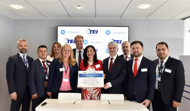 GE Additive and TEI signing ceremony at Paris Air Show 2019.