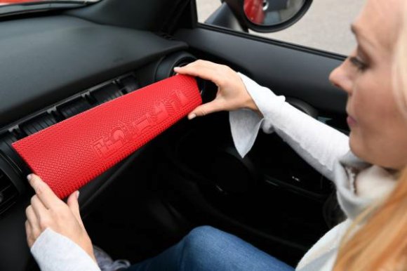 MINI Yours Customised - Trims for the passenger side.png