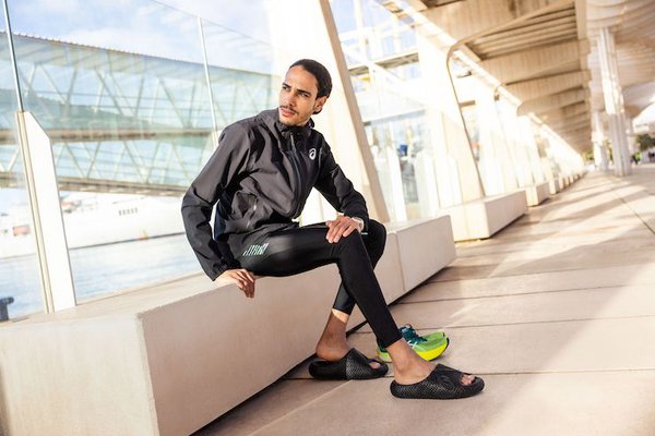 Athlete wearing ACTIBREEZE 3D SANDAL
