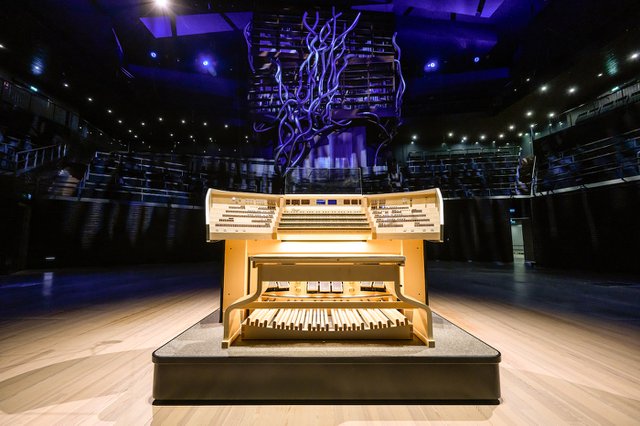 Photo by Helsinki Music Centre Foundation -slash- Photographer Sakari Röyskö 3.jpg