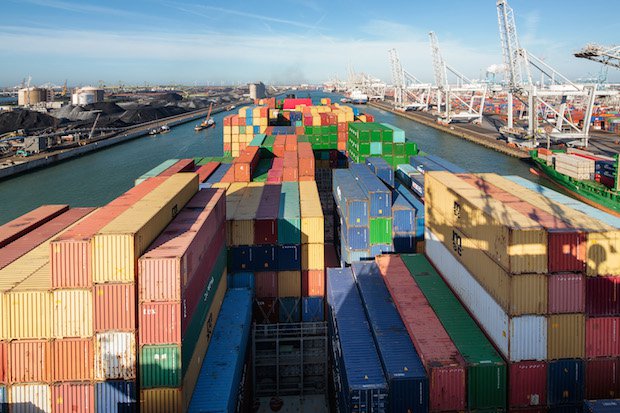 Port of Rotterdam2 CREDIT REQUIRED TO 'Freek van Arkel'.jpg